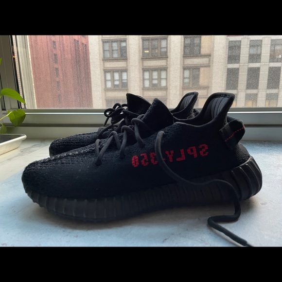 Yeezy Boost 350 V2 'Bred' - Picture 6 of 9